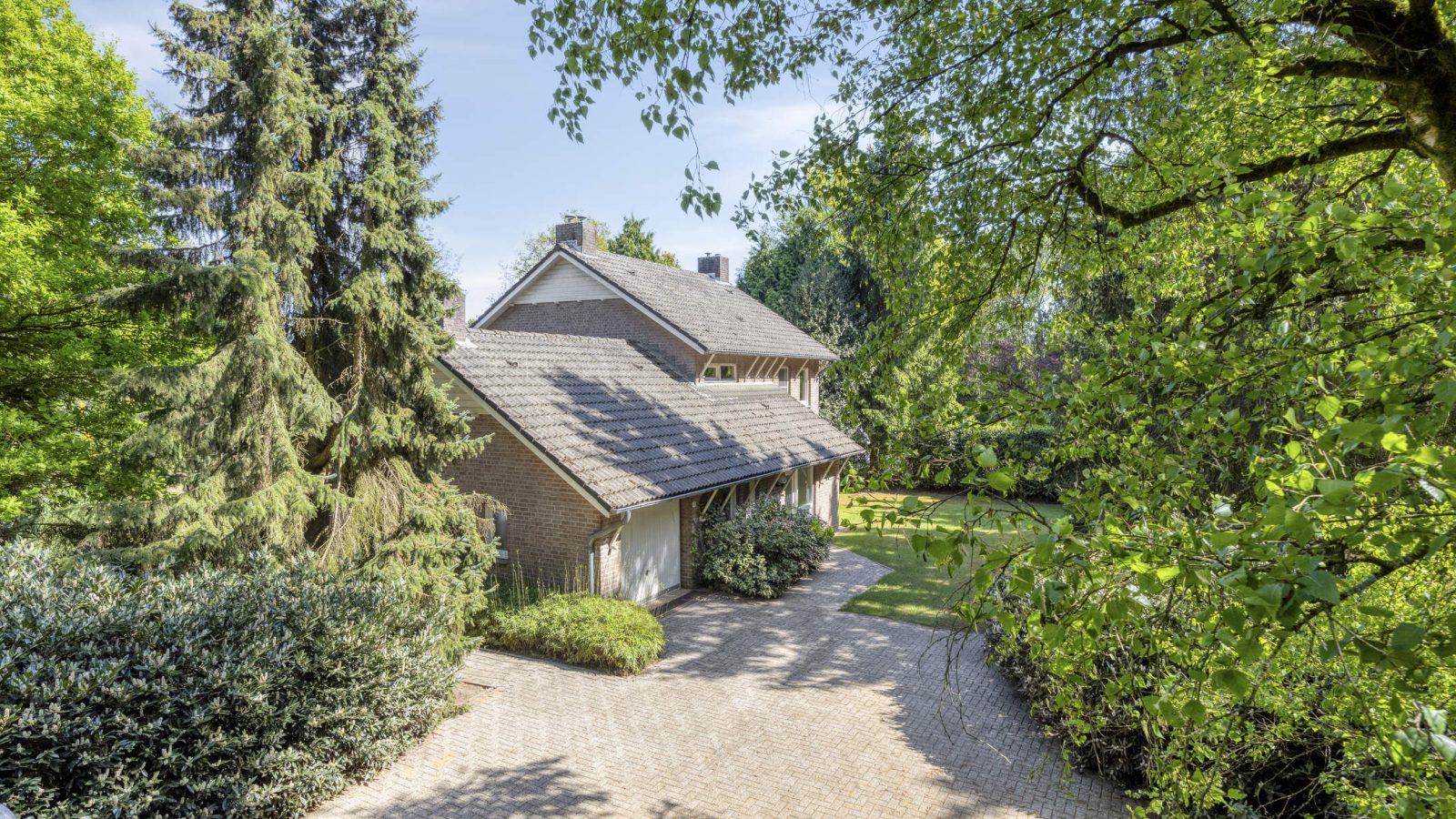 Stationsweg986075CDHerkenboschNL-13